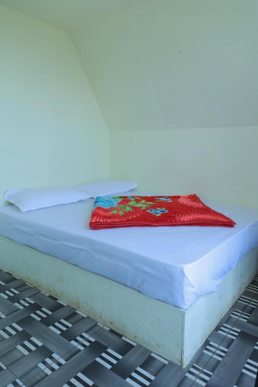 Rock Campers Hotel And Resort Chillithodu 外观 照片