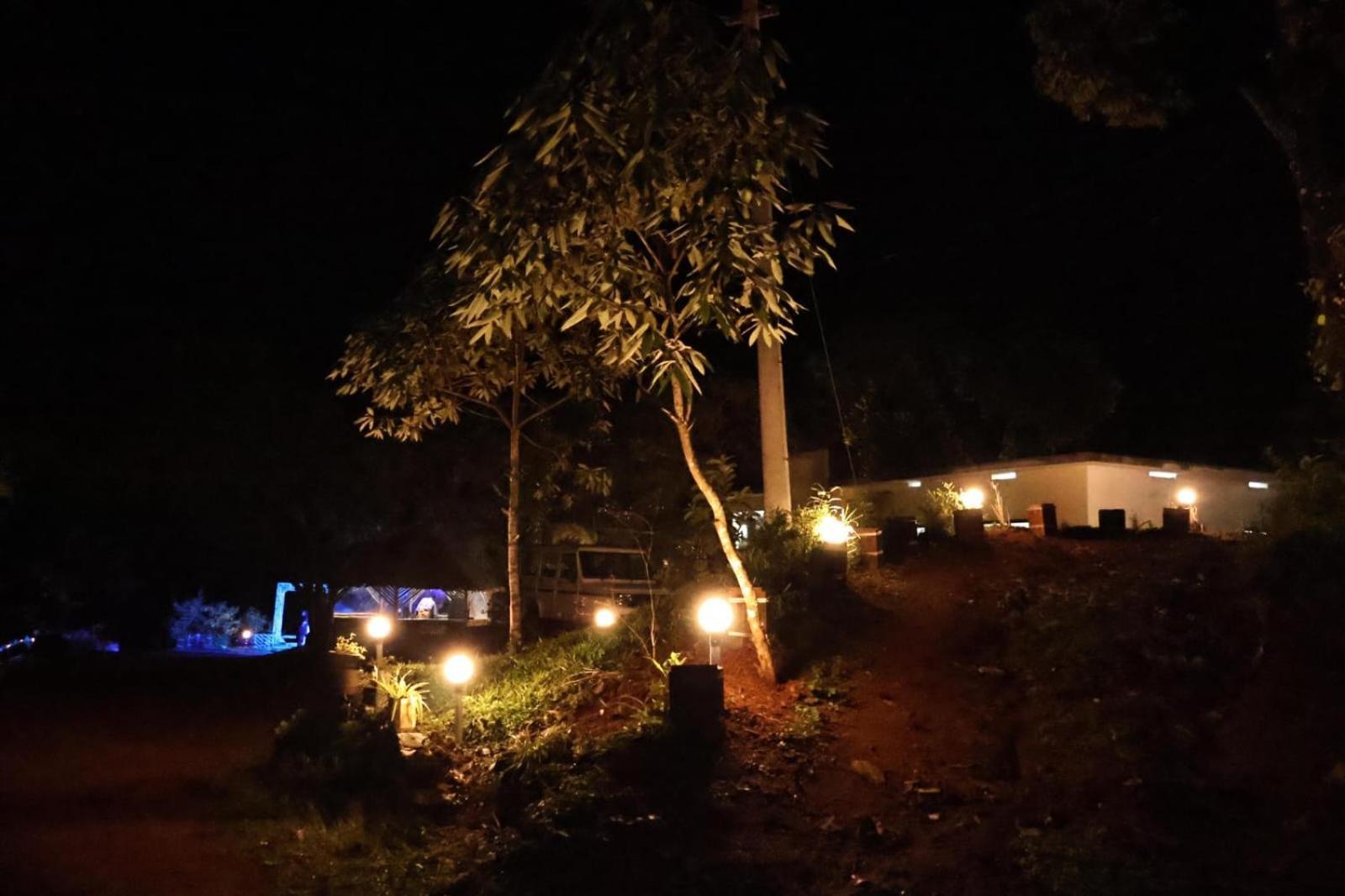 Rock Campers Hotel And Resort Chillithodu 外观 照片